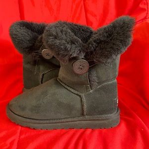 Women’s UGG boots